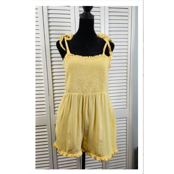 Altar'd State Yellow Linen Blend Romper L Smocked Ruffle Hem Cottagecore - Picture 1 of 13